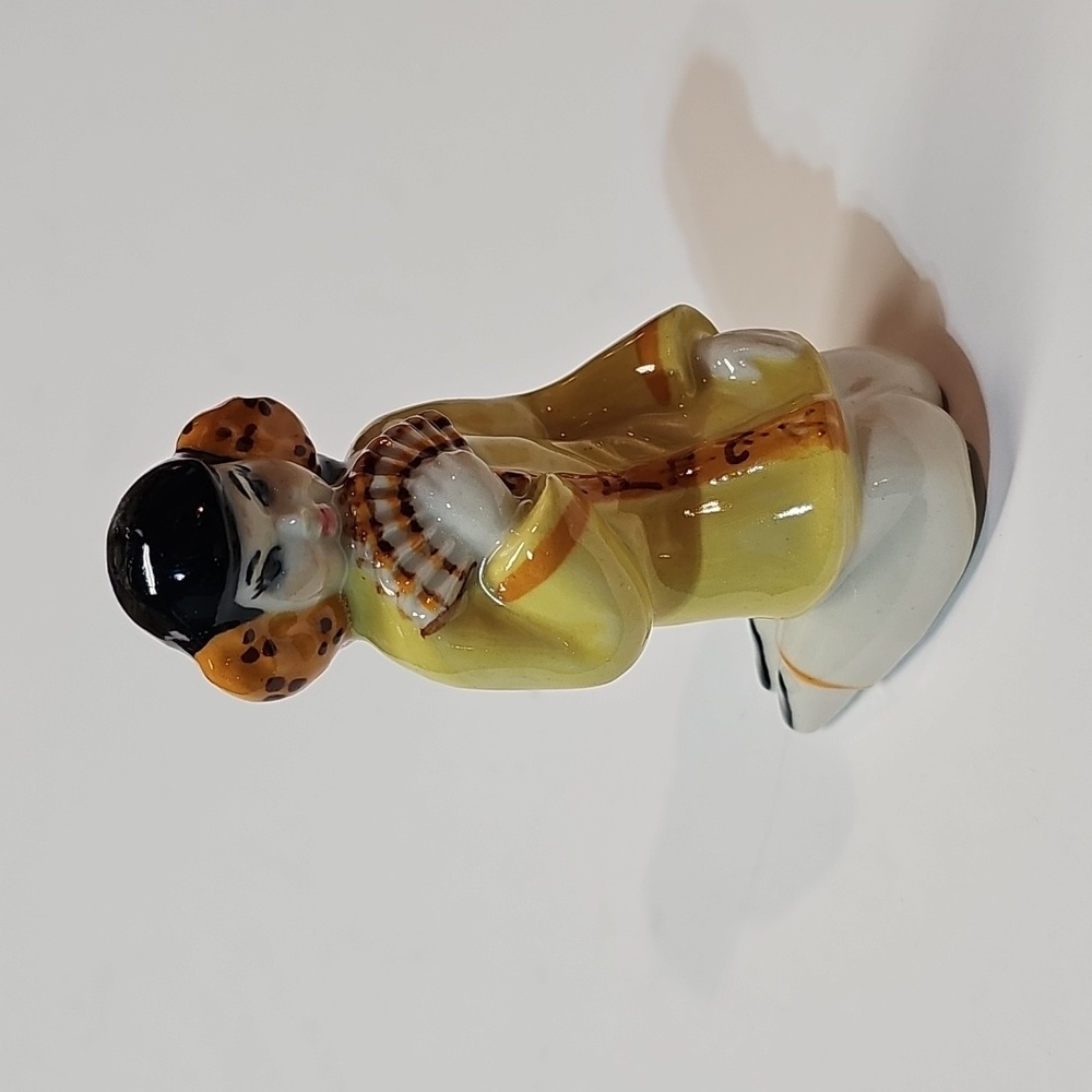 Vintage Handpainted Ceramic Arts Studio (CAS) Chinese Girl "Sung-Tu" Figurine